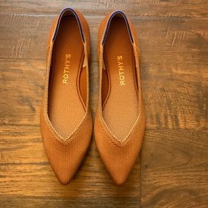 Rothy’s The Point Fawn NWOT